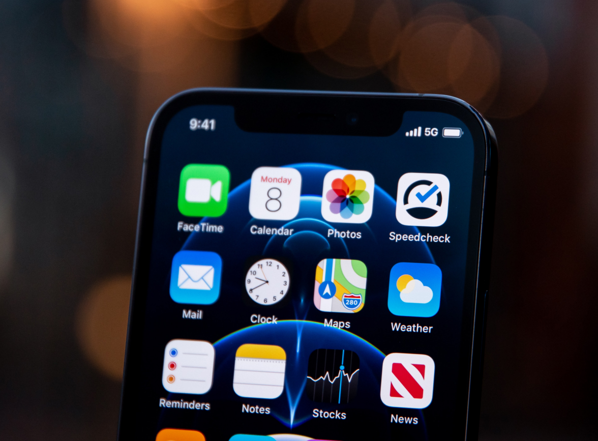东丰苹果手机维修分享为什么 iPhone 12 在冬季会自动关机 